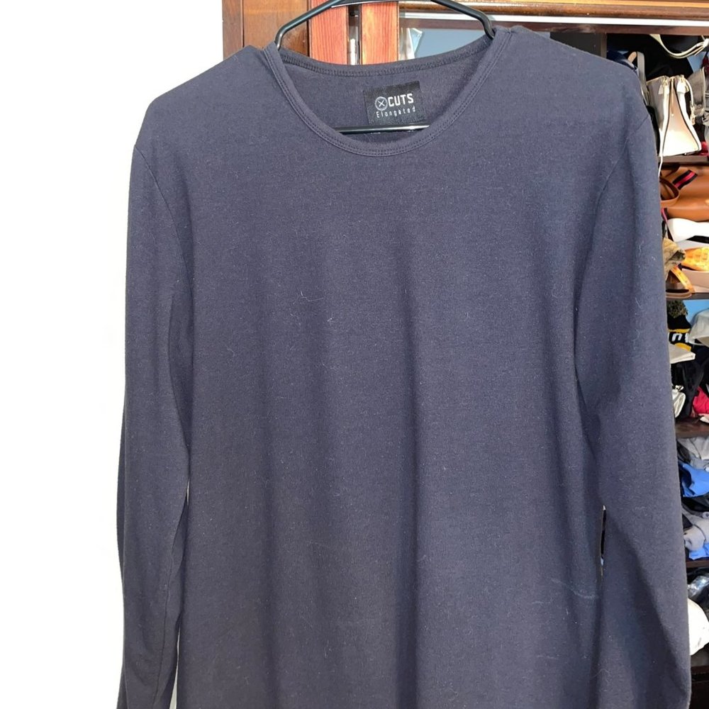 Cuts Clothing - Black AO Elongated Curve Hem Long Sleeve